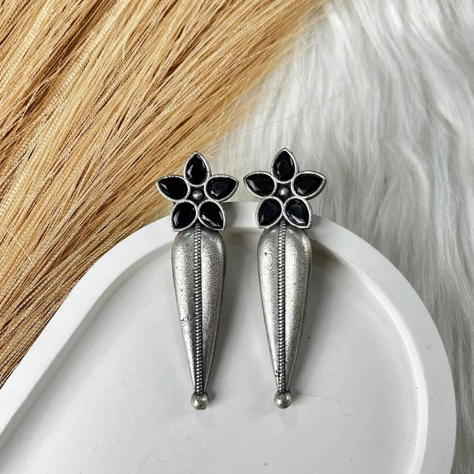 Black Peace Lily Studs - womaniya - Black Peace Lily Studs - womaniya -  -  - Black Peace Lily Studs - womaniya - #tag1# - #tag2# - #tag3# - #tag4#