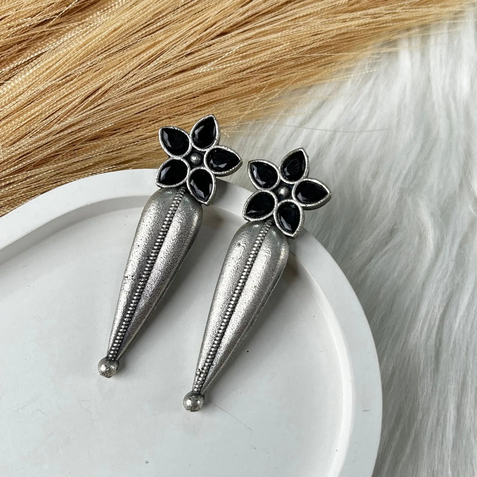 Black Peace Lily Studs - womaniya - Black Peace Lily Studs - womaniya -  -  - Black Peace Lily Studs - womaniya - #tag1# - #tag2# - #tag3# - #tag4#