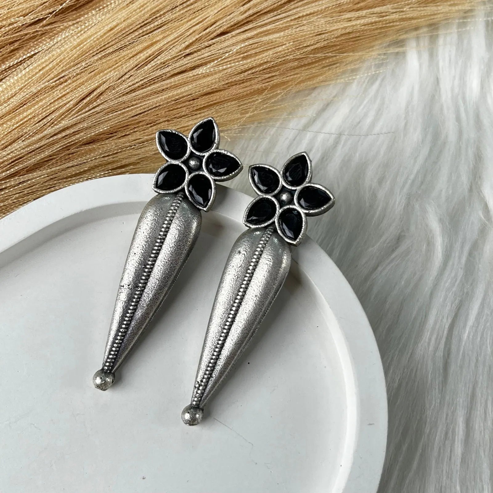 Black Peace Lily Studs - womaniya - Black Peace Lily Studs - womaniya -  -  - Black Peace Lily Studs - womaniya - #tag1# - #tag2# - #tag3# - #tag4#