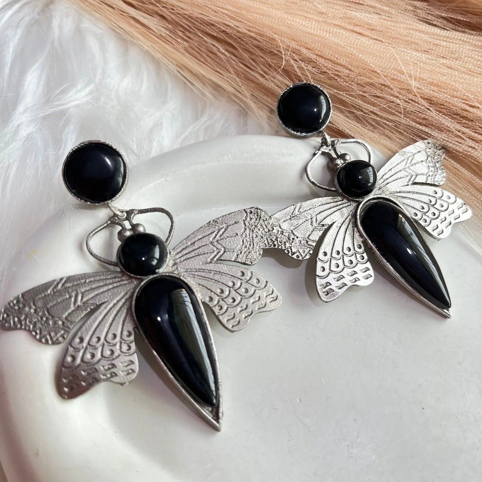 Black Silver Winged Wonders - womaniya - Black Silver Winged Wonders - womaniya -  - My Store - Black Silver Winged Wonders - womaniya - #tag1# - #tag2# - #tag3# - #tag4#