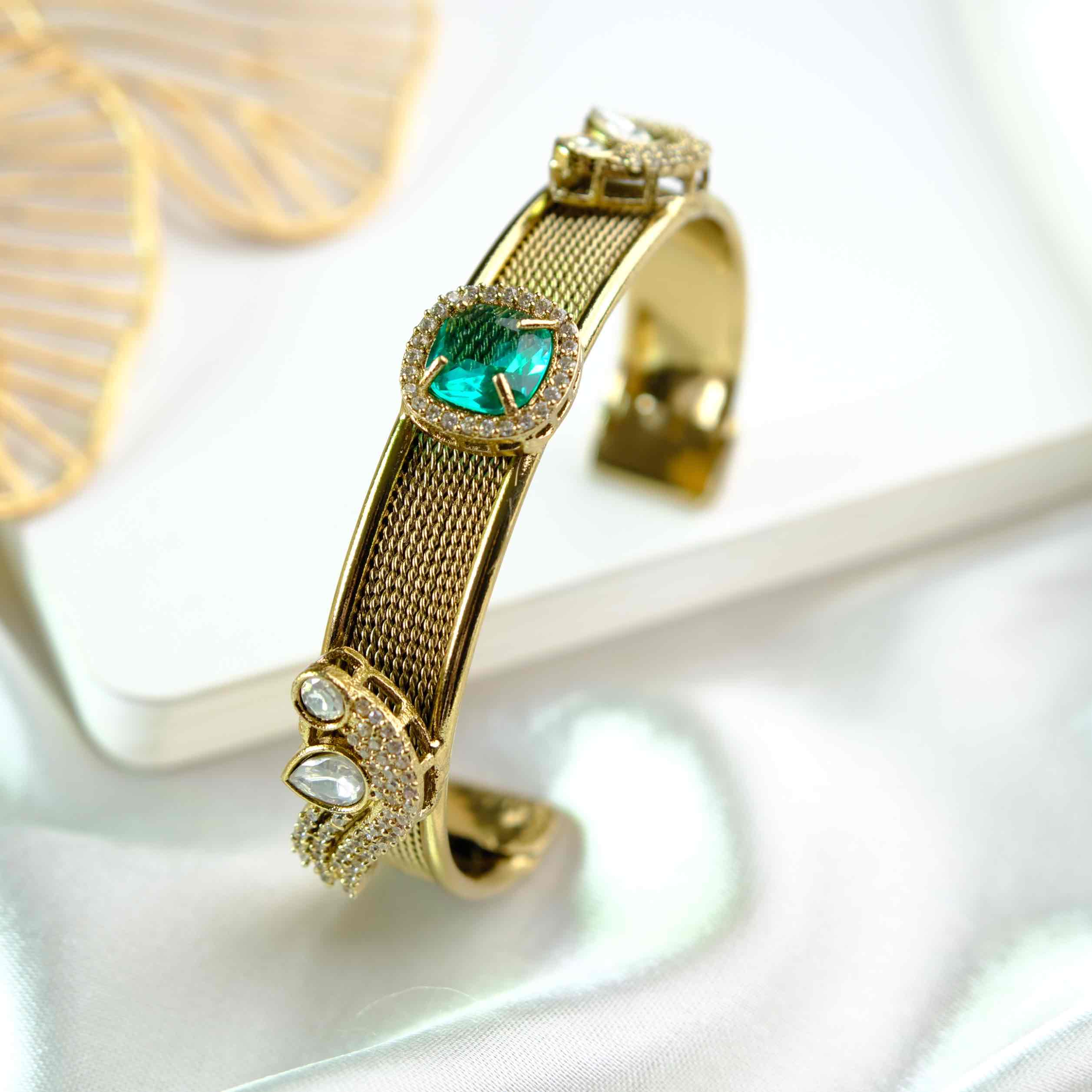 Mint Suhana Fusion Bangle