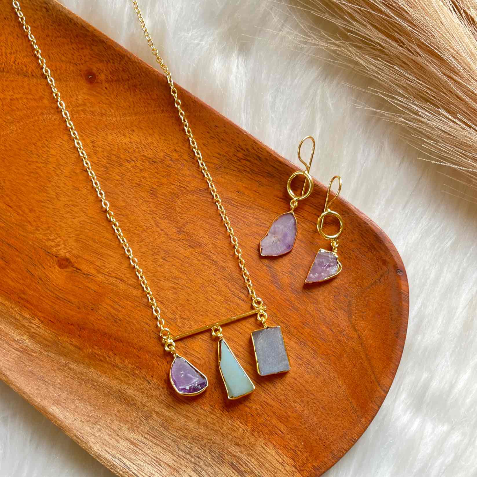 Blue - Lavender Natural Stones Golden Chain