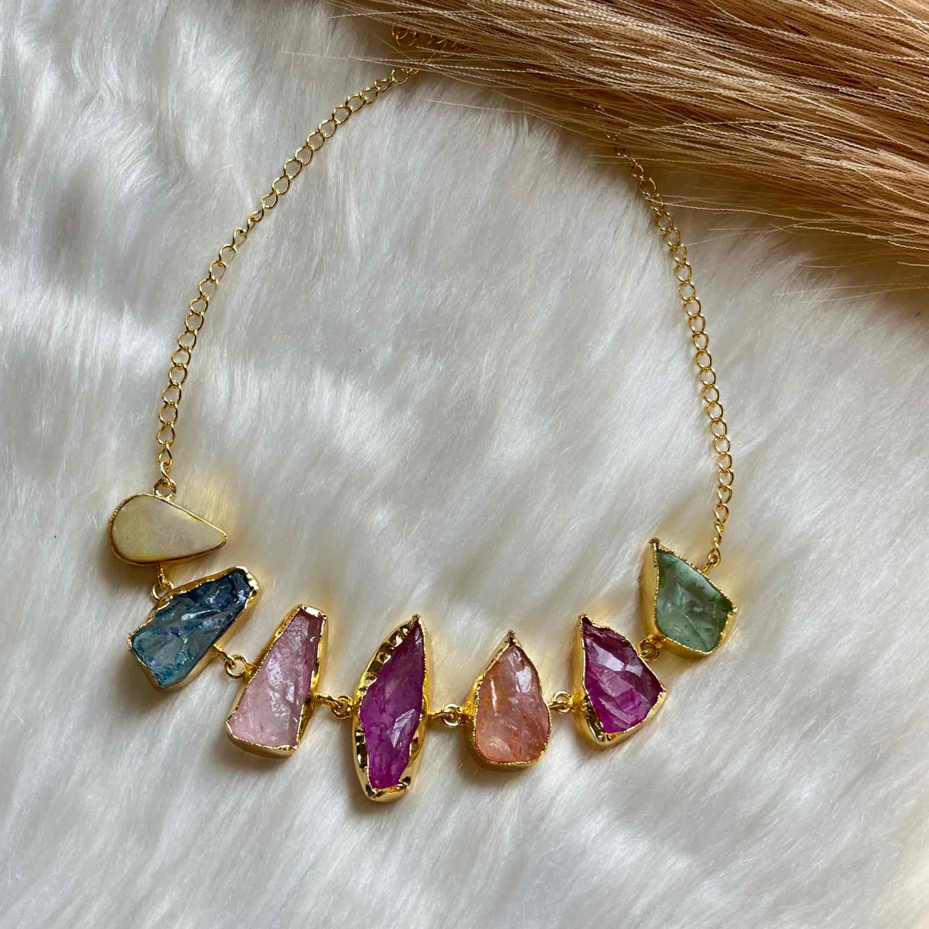 Natural Stones Golden Choker