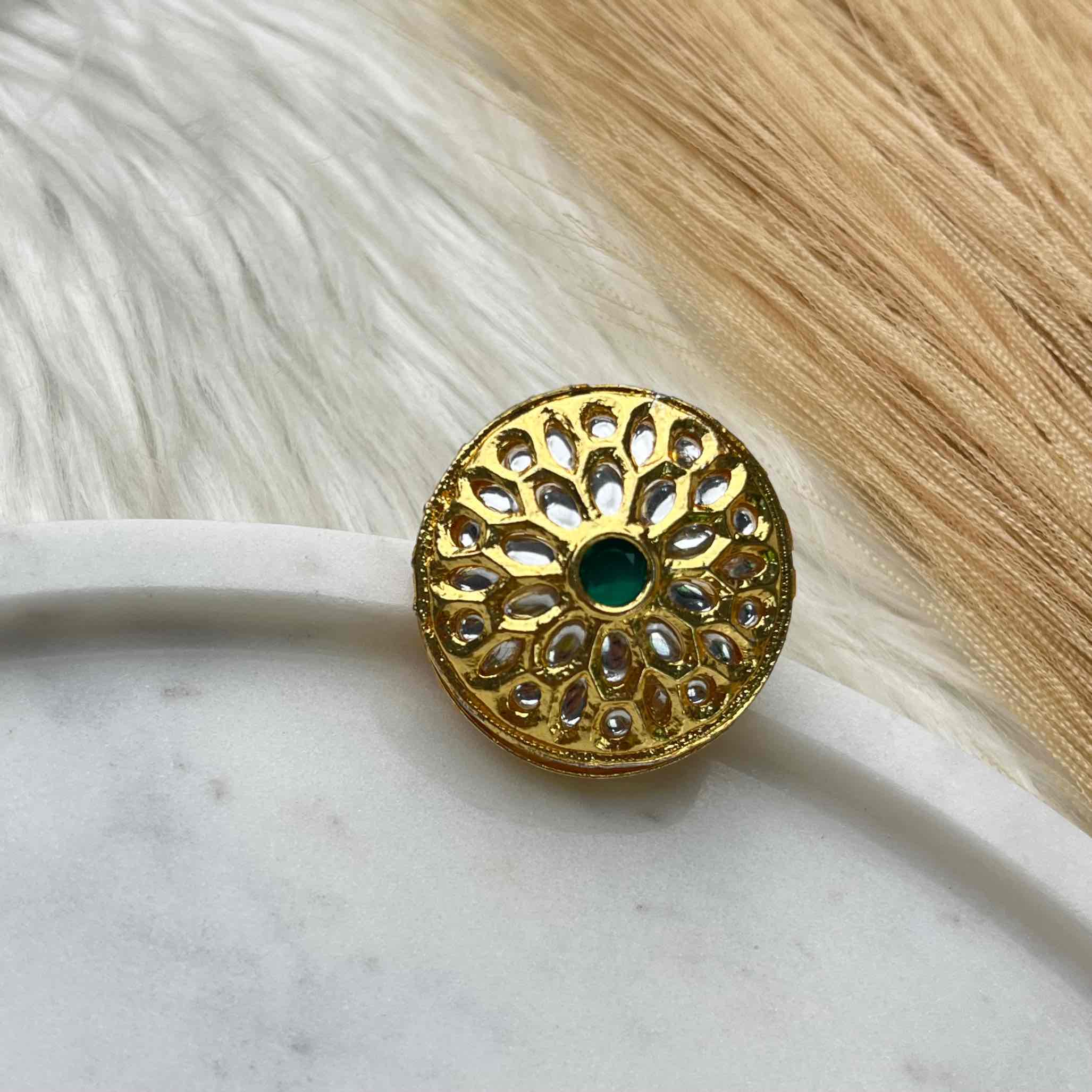 Green Round Flower Golden Ring