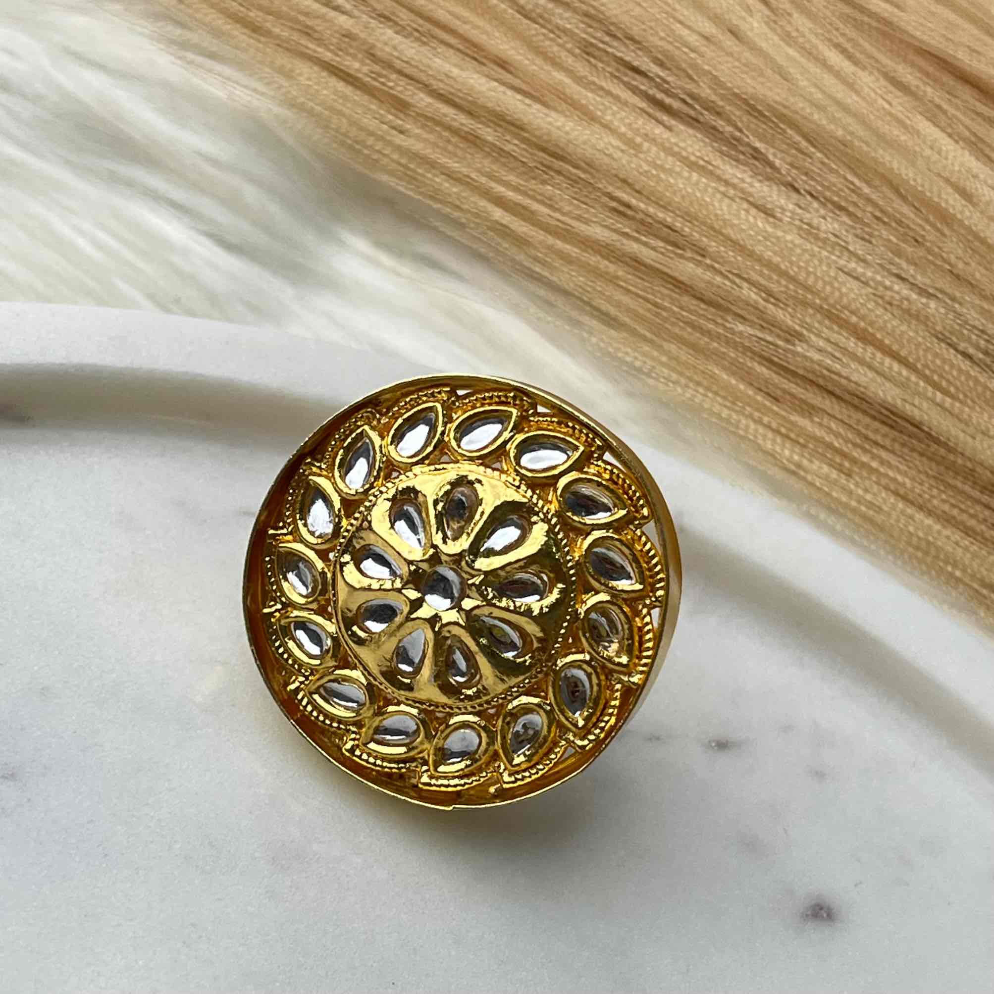 White Daisy Flower Golden Ring