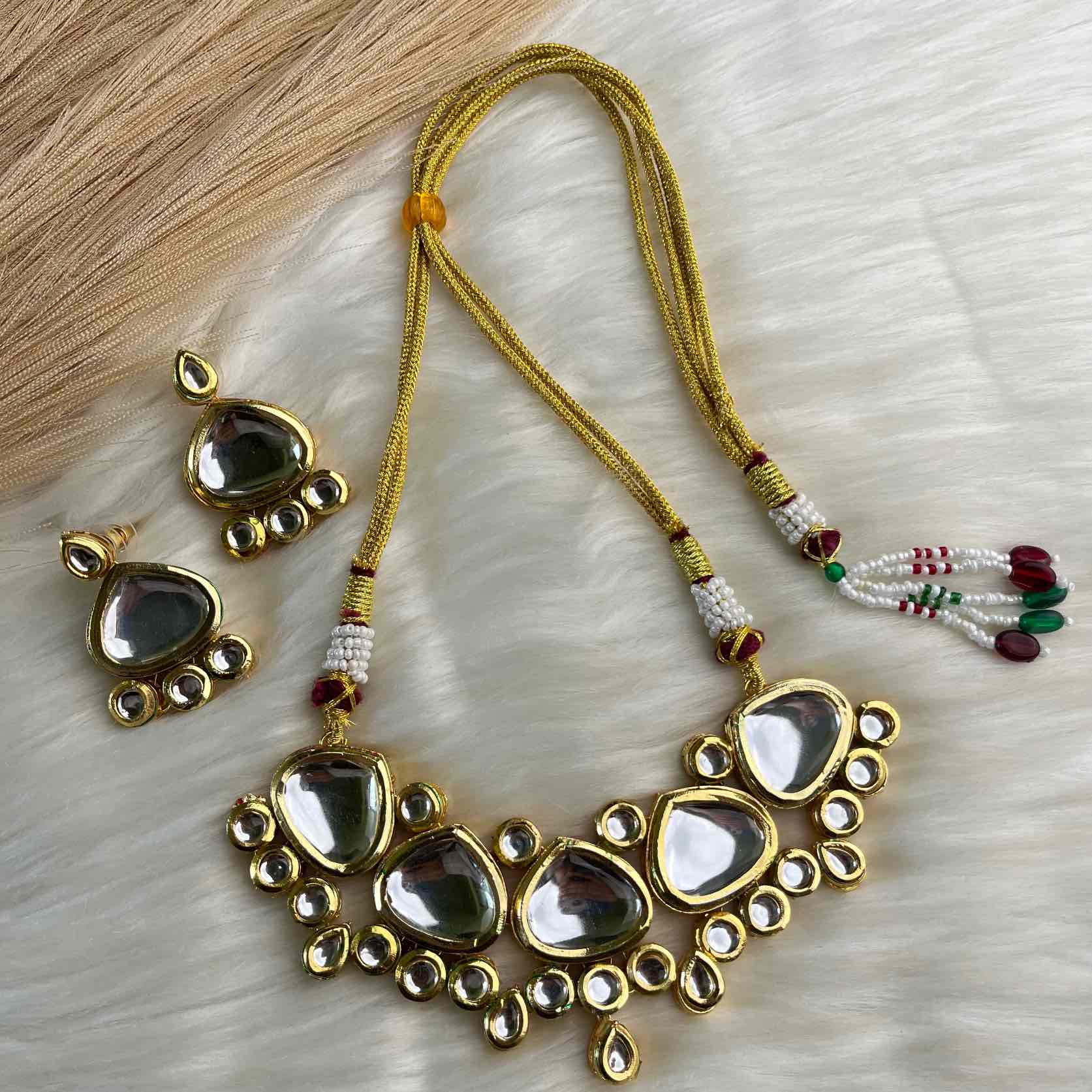 Abstract Glow Kundan Necklace Set