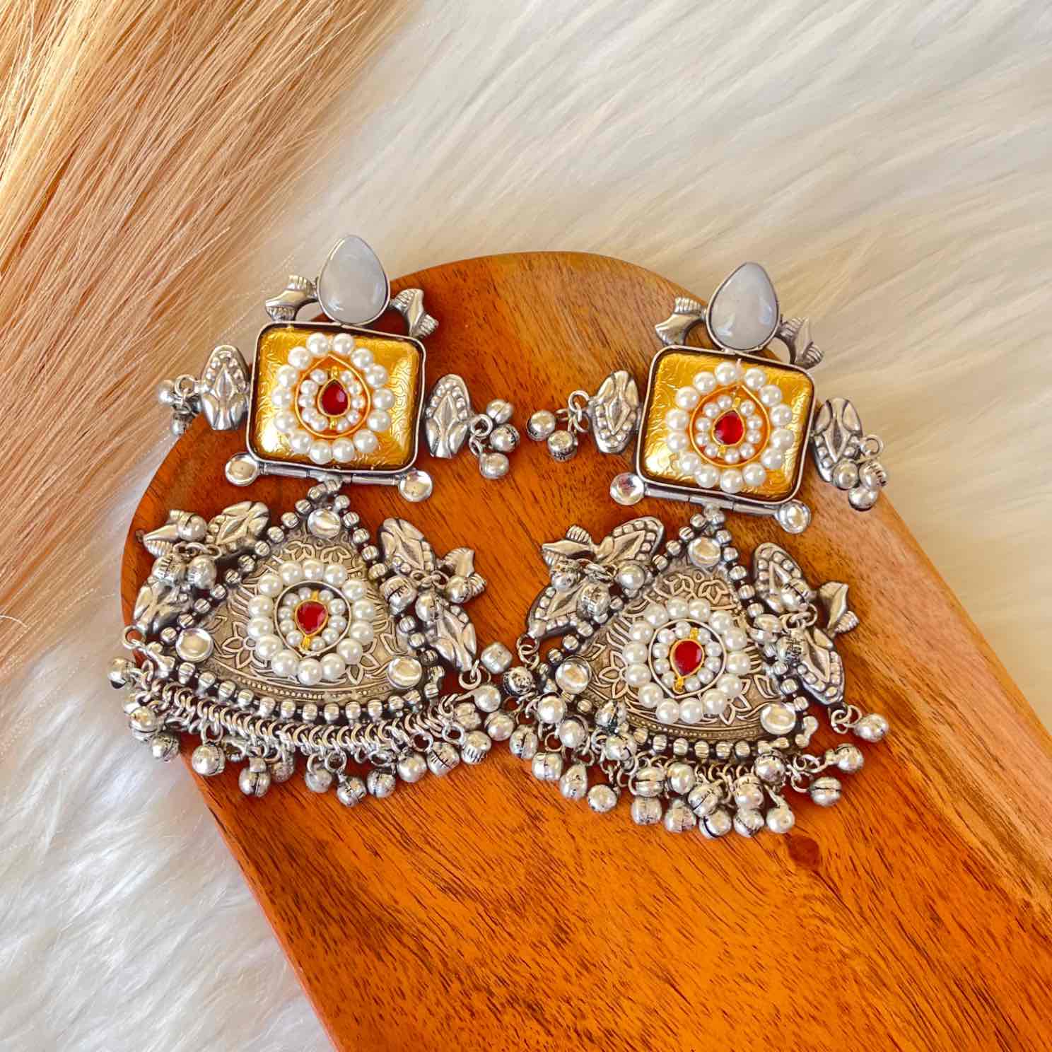 White Shubhika Silver Fusion Earrings