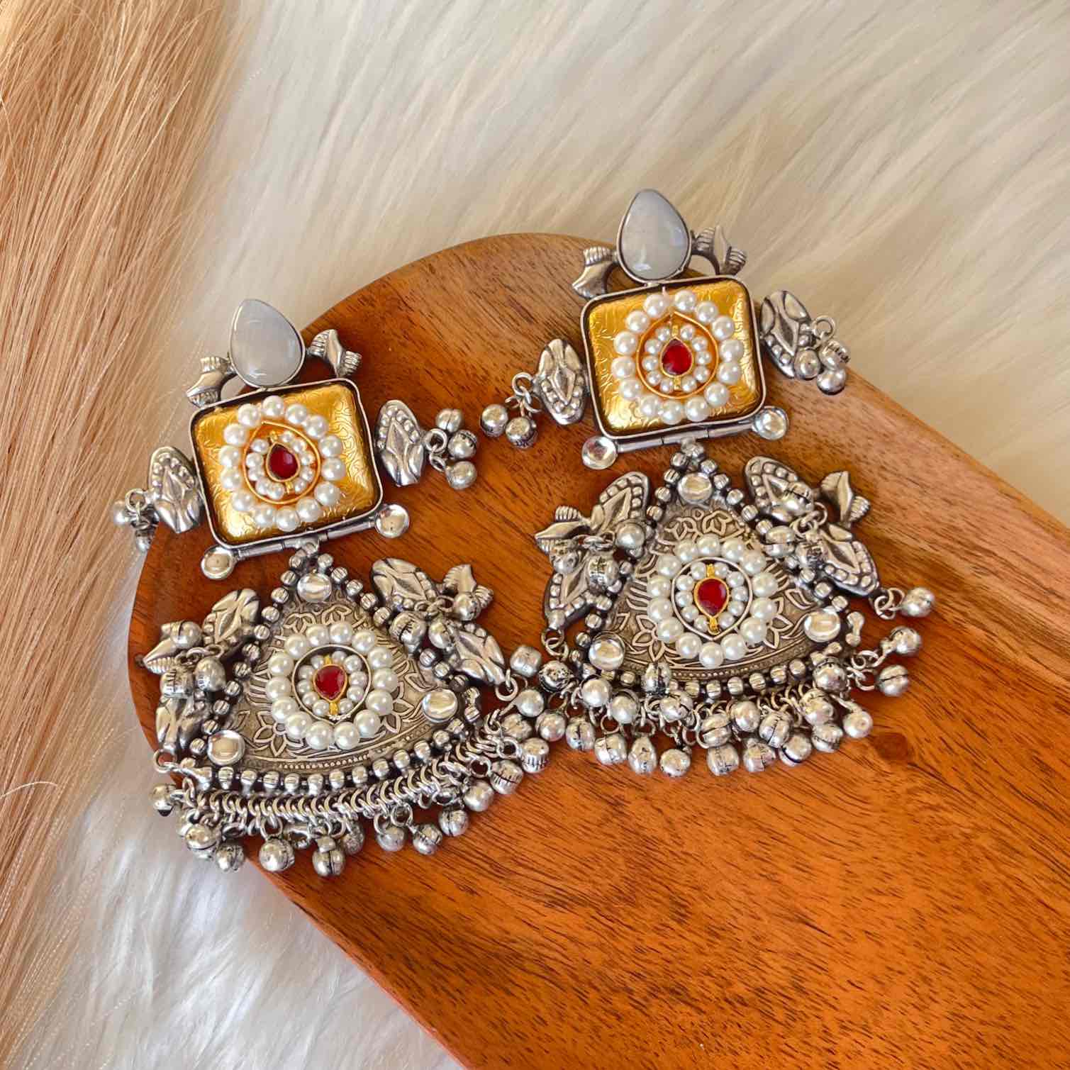 White Shubhika Silver Fusion Earrings