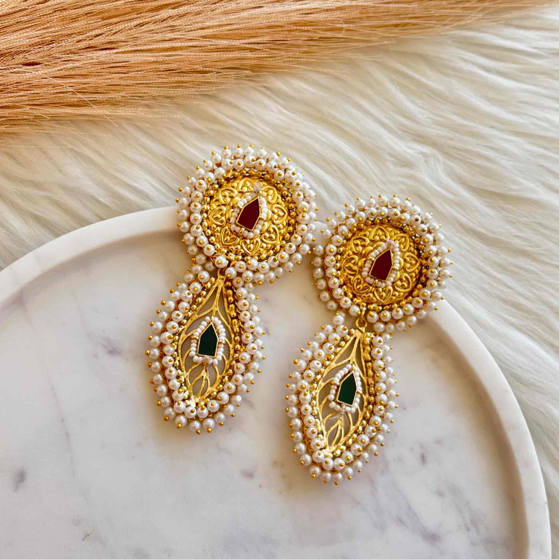 Aakrati Moti Golden Fusion Earrings