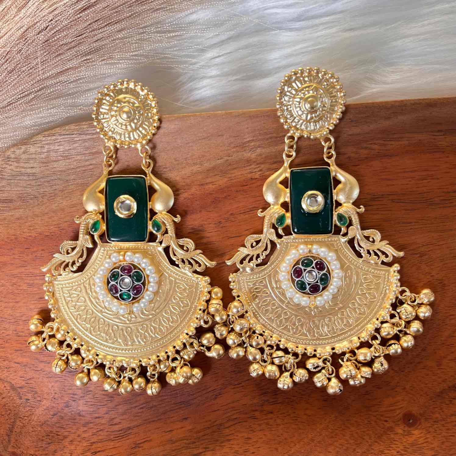 Green Beauty Gem Golden Fusion Earrings